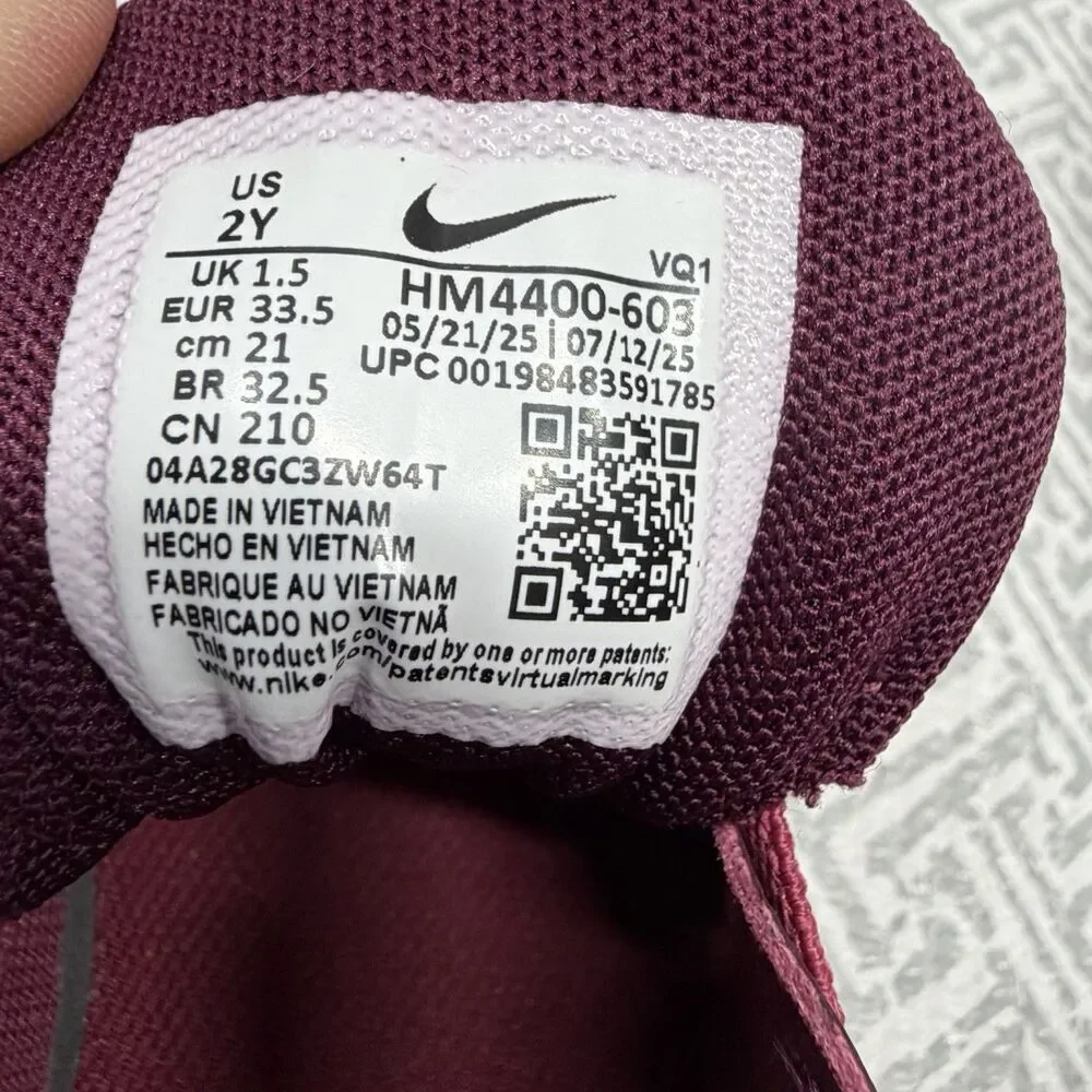 Nike Cosmic Runner 2Y Girls Shoes Sweet Beet Bordeaux Vivid Purple HM4400-603